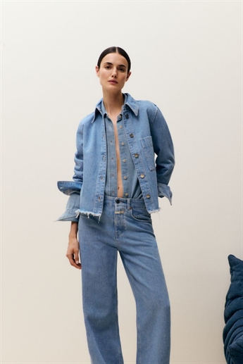 Closed, C97352 Short denim jacket, Light blue